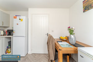 Kitchen/Diner- click for photo gallery